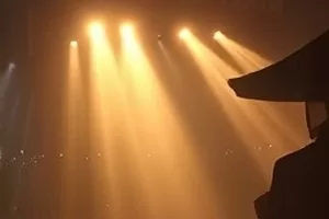第N次告白剧中雨夜告白场景画面